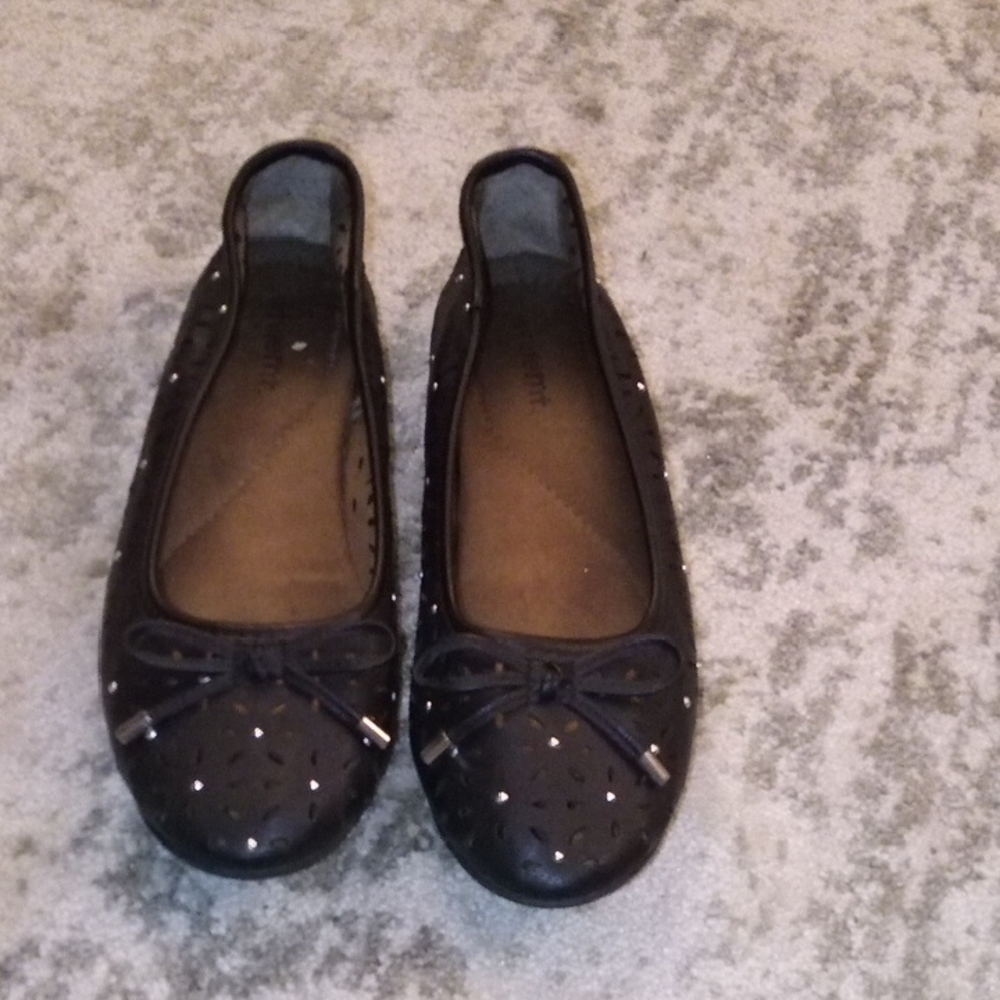 Temt Black Quilted Flats with Studded Embellishments